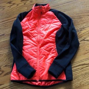 Avalanche insulation layer prime jacket